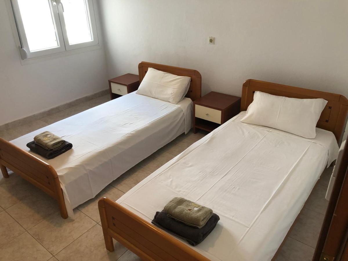 Irida Apartments Неа-Скіоні Екстер'єр фото